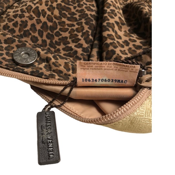 Bottega Veneta Leopard Print Handbag. made in Italy - Picture 2 of 10